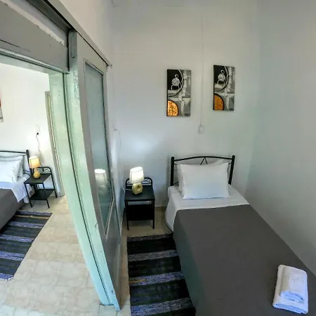 בית נופש Fos House - Harbour View *