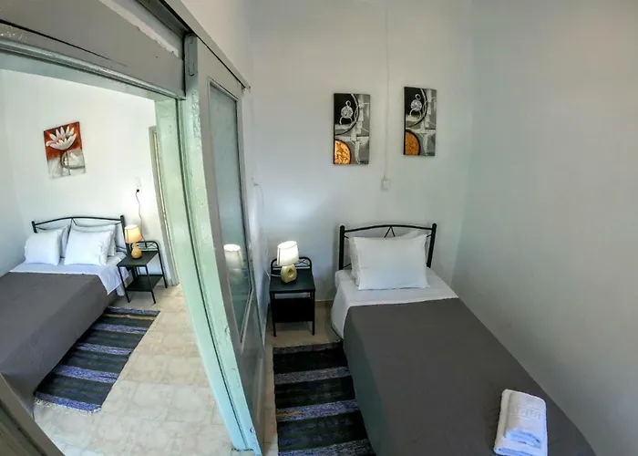 בית נופש Fos House - Harbour View *