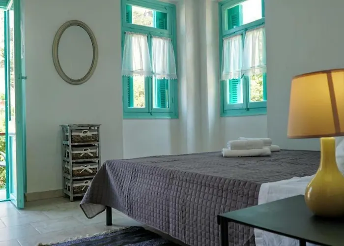 Fos House - Harbour View בית נופש סימי