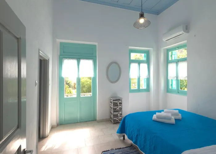 Fos House - Harbour View