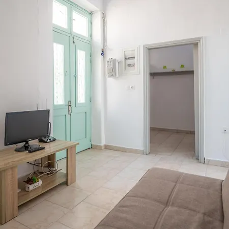 Fos House - Harbour View *