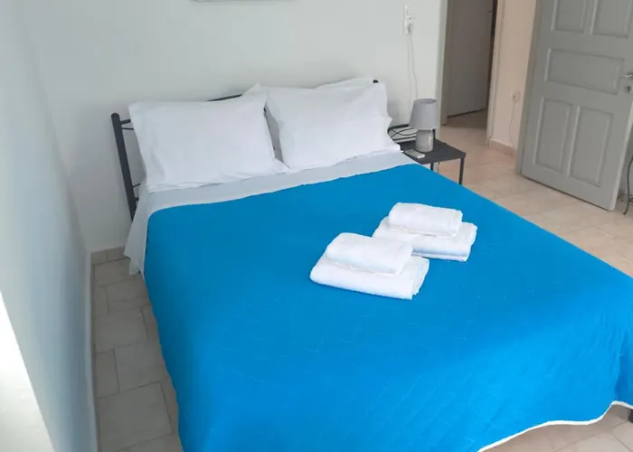 Fos House - Harbour View Holiday home *